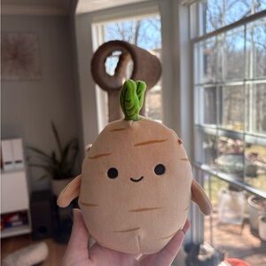 Jyri the tan Ginseng Squishmallow NWOT 5in